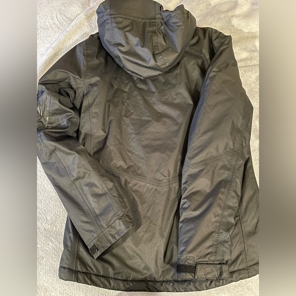 Alpine Design Black Performance Jacket with Insulated Hood - Picture 3 of 9